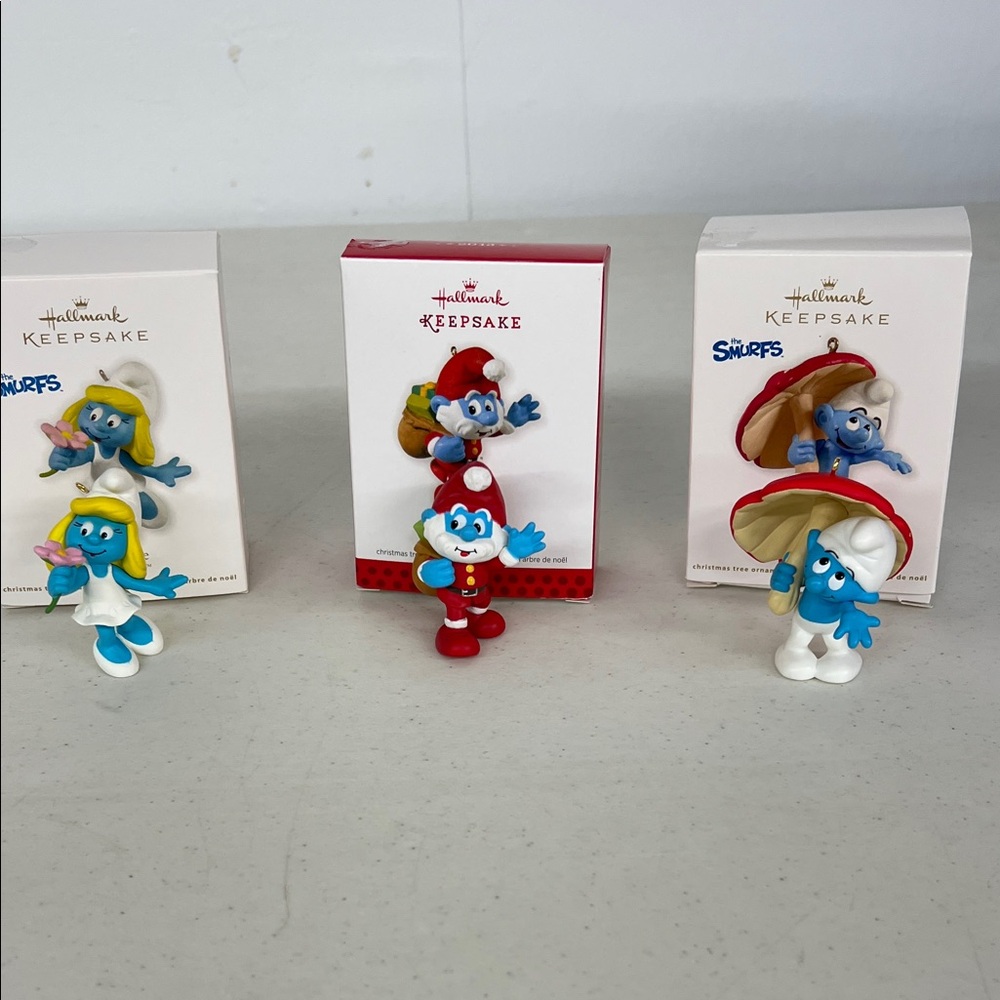 Hallmark Smurfs Keepsake Figurine Trio - Blue, Red, and White